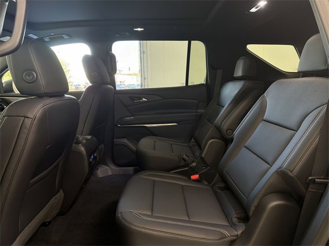 New 2026 Chevrolet Traverse LT w/ Sun and Wheel Package image 18