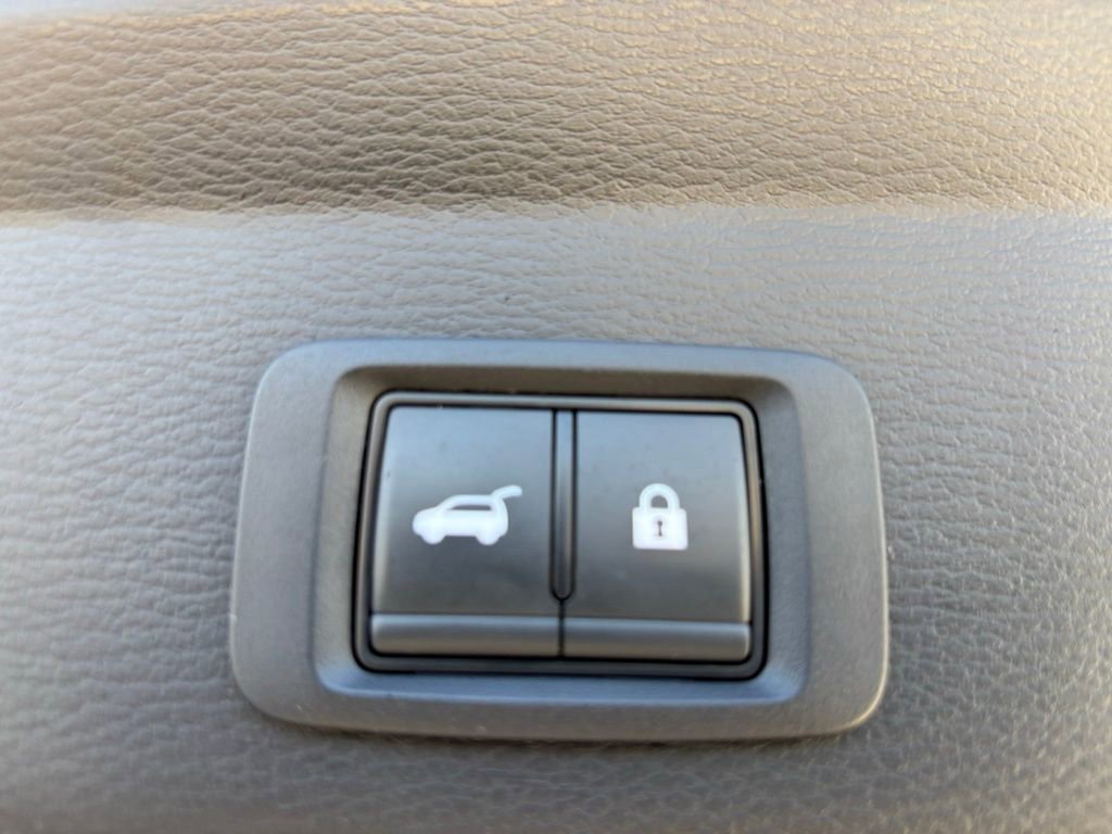 Used 2024 Mitsubishi Outlander SE image 35