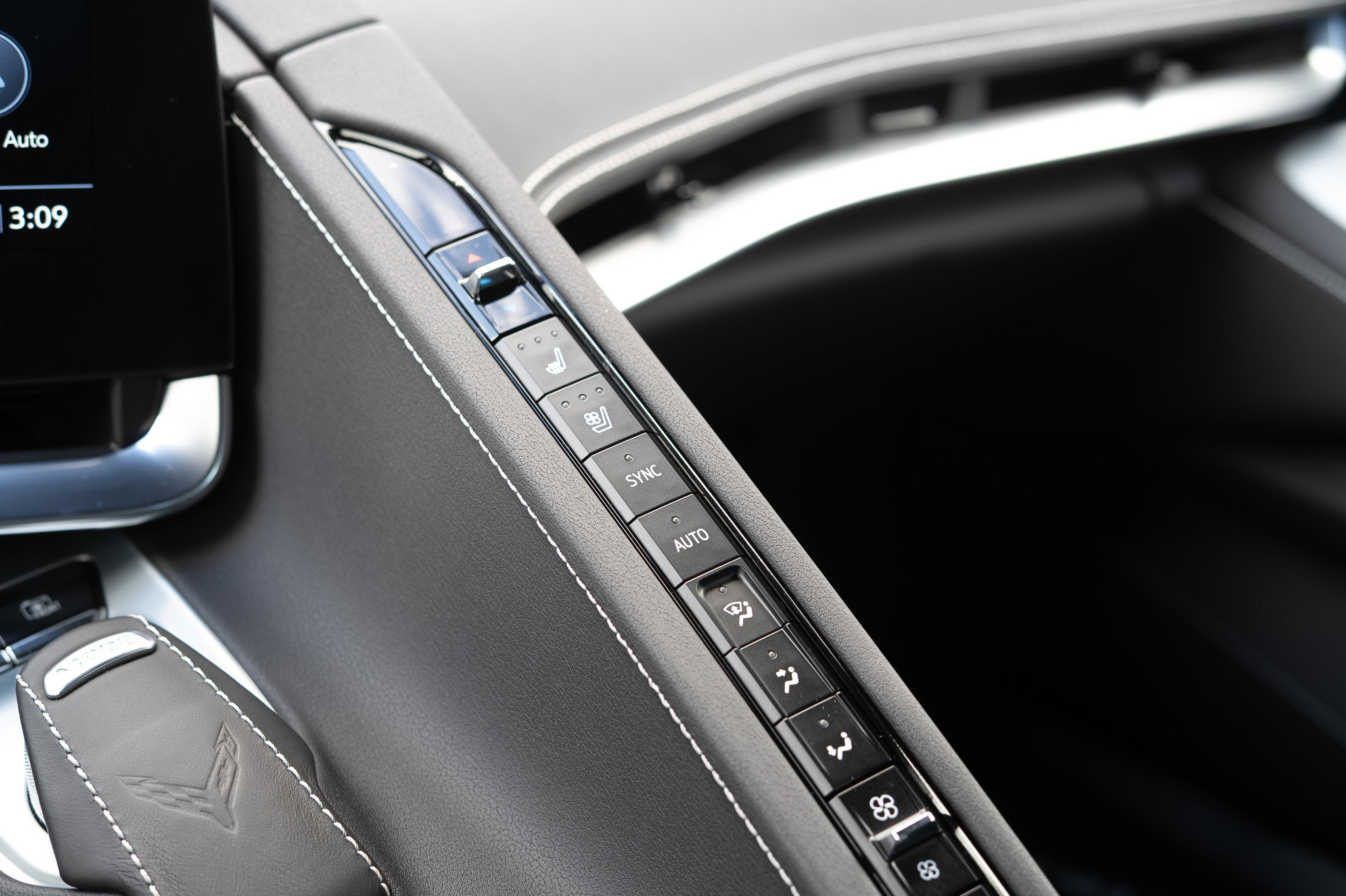 Used 2023 Chevrolet Corvette Stingray Preferred Cpe image 23