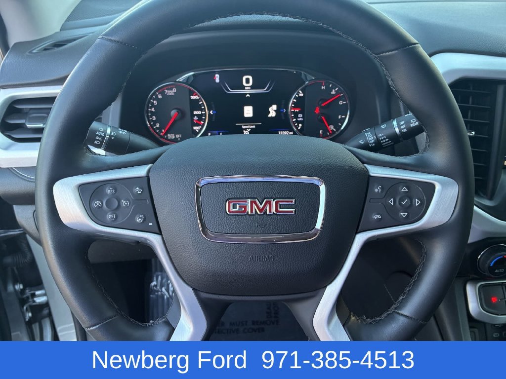 Used 2023 GMC Acadia SLT w/ Technology Package AWD/4WD image 19