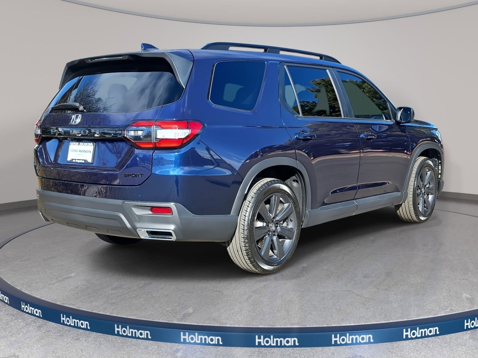 Certified 2025 Honda Pilot Sport image 7