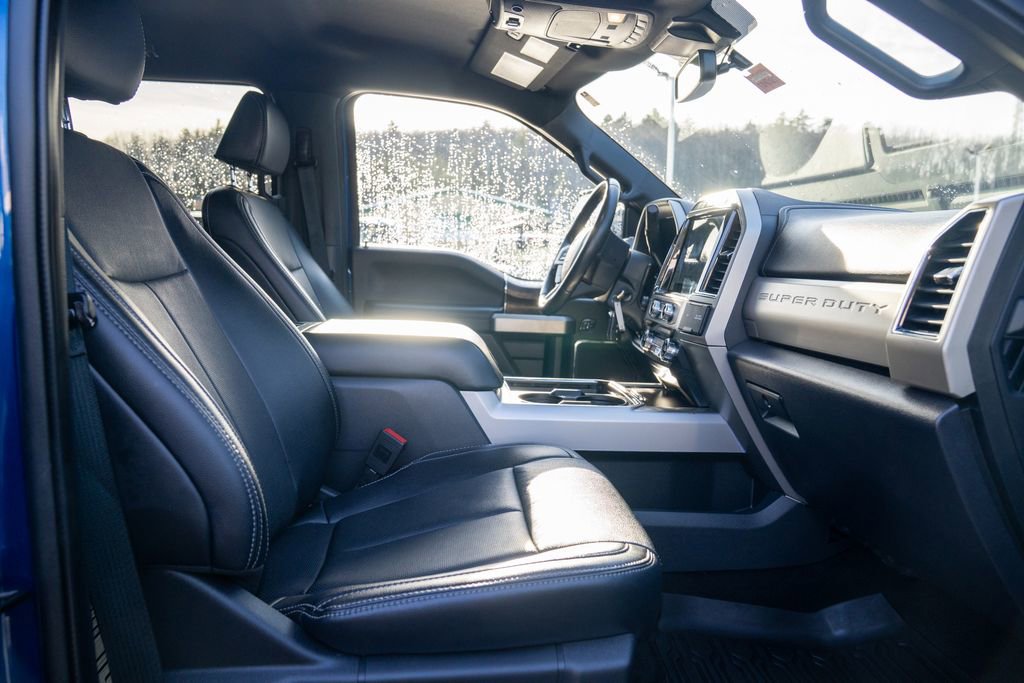Used 2022 Ford F250 Lariat w/ Black Appearance Package image 13