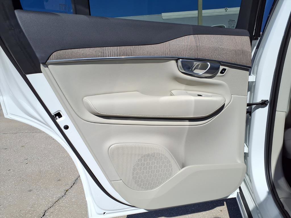 Certified 2024 Volvo XC90 B6 Plus image 20