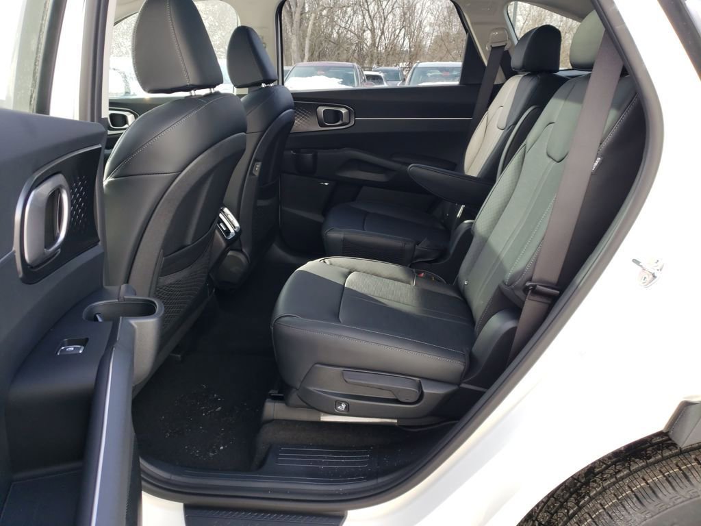 New 2026 Kia Sorento EX image 25