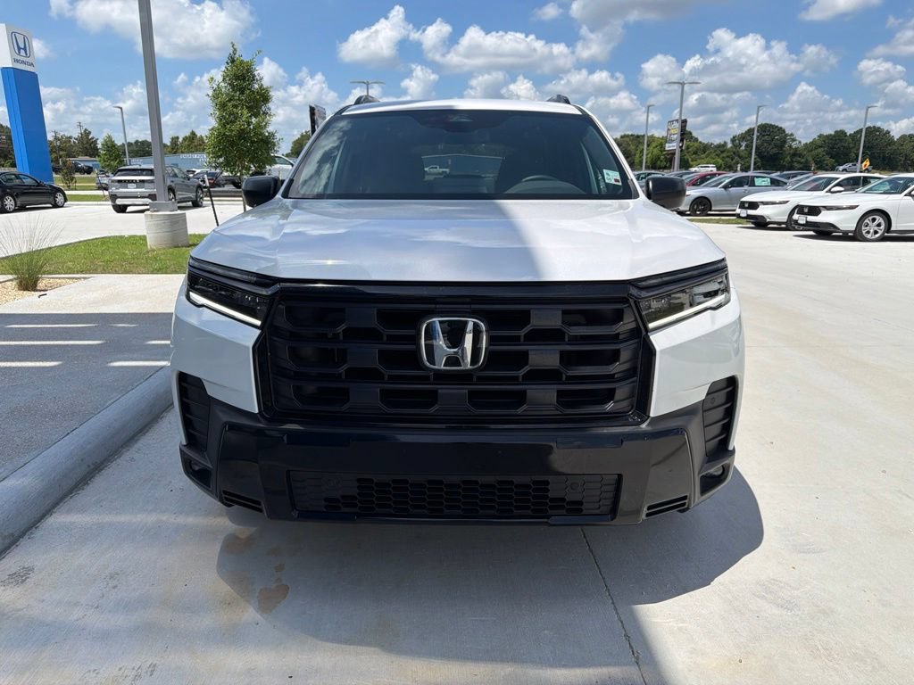 Used 2026 Honda Pilot Sport image 3