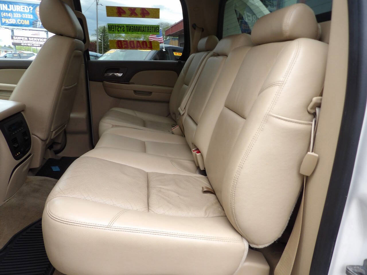 Used 2012 Chevrolet Avalanche LTZ AWD/4WD image 10