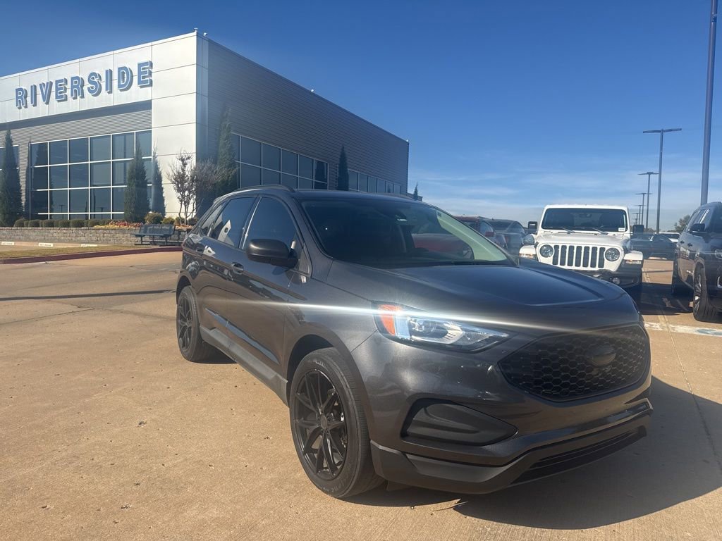 Used 2020 Ford Edge SE