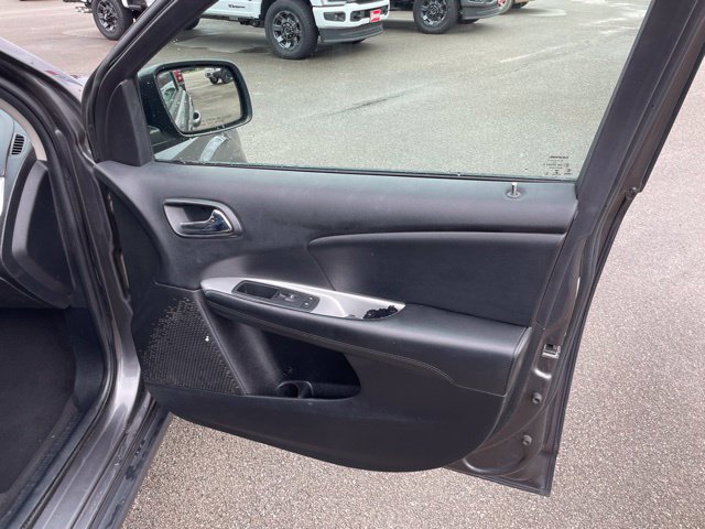 Used 2016 Dodge Journey SE w/ Flexible Seating Group FWD image 38