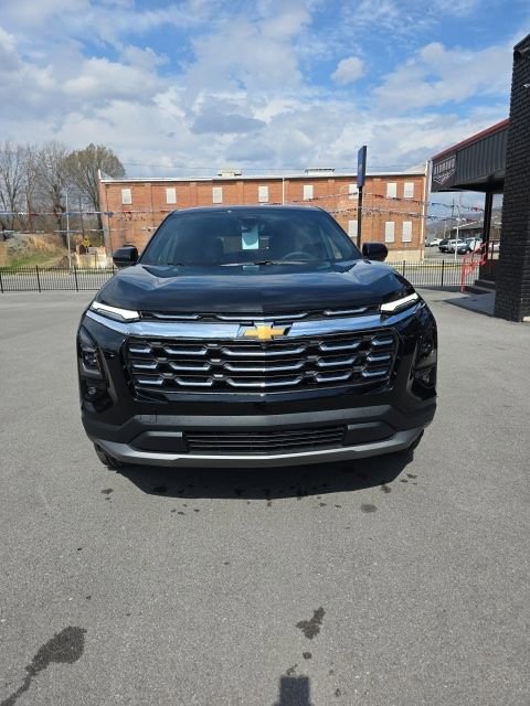 New 2026 Chevrolet Equinox LT w/ Safety and Technology Package image 2