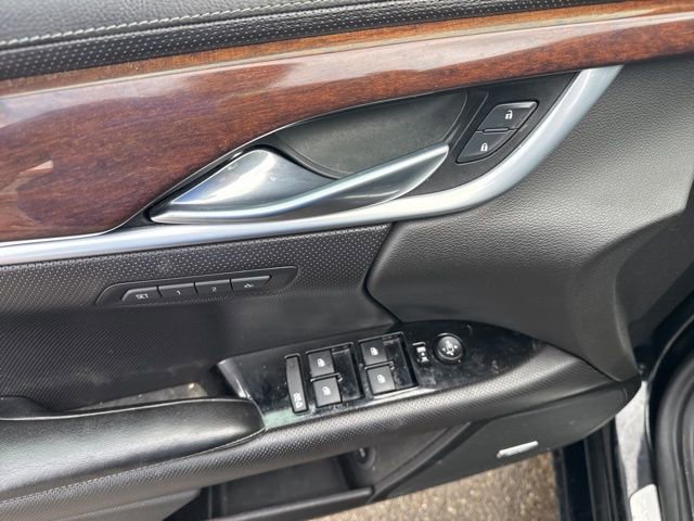 Used 2017 Cadillac XTS Luxury image 17