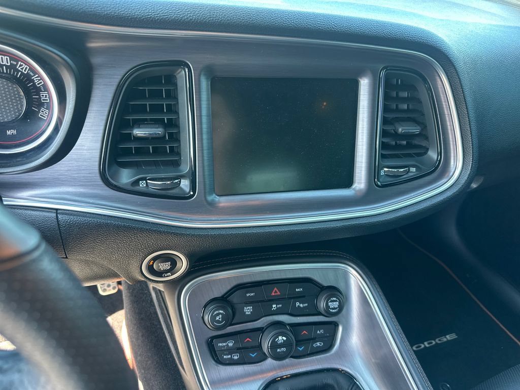 Used 2016 Dodge Challenger R/T Scat Pack RWD image 21