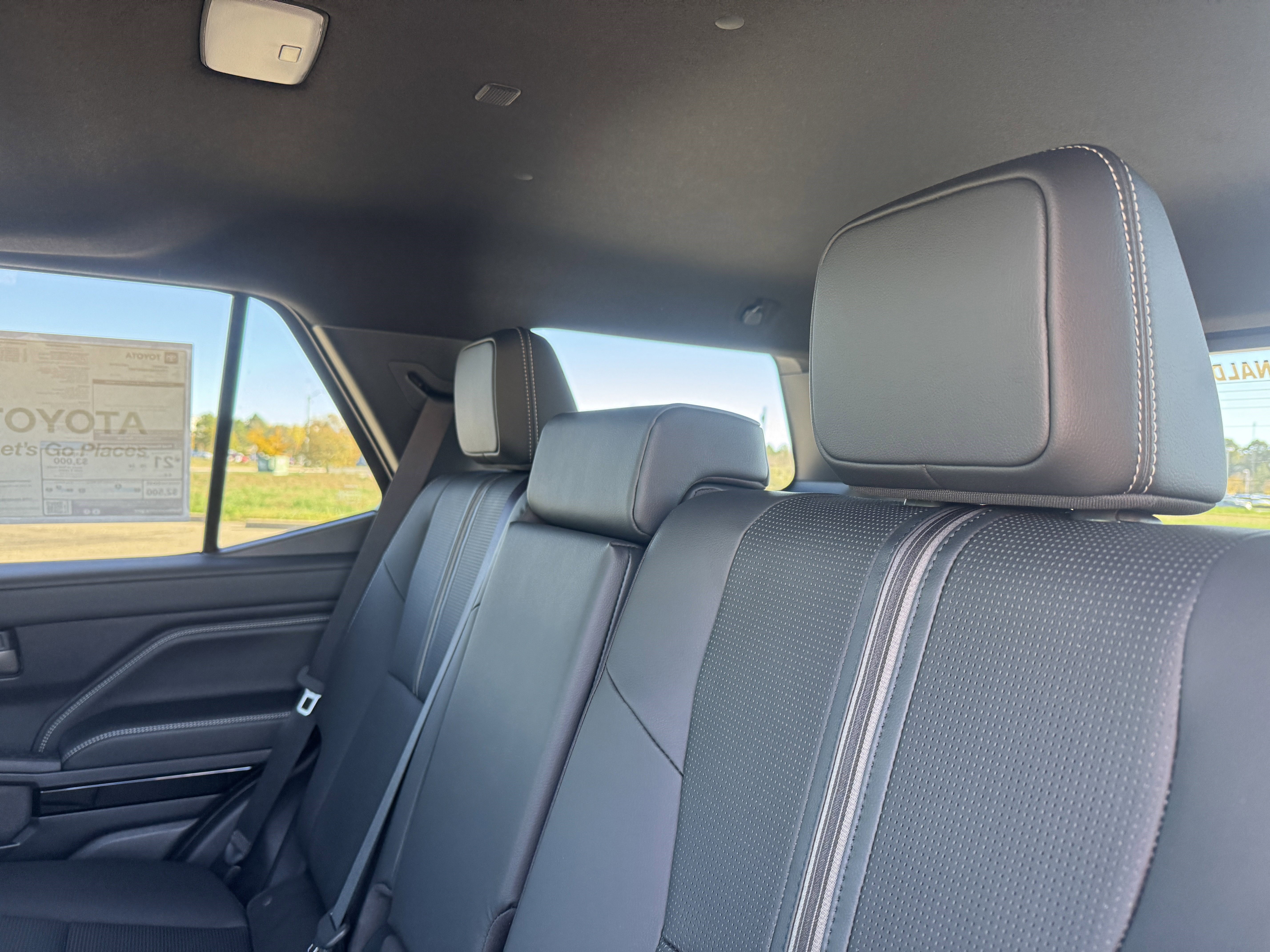 New 2026 Toyota 4Runner Limited AWD/4WD image 16