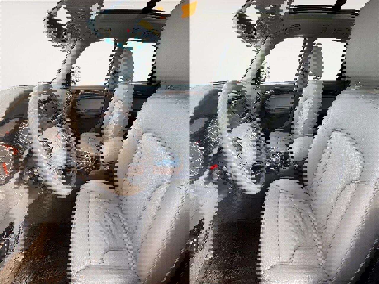 Used 2016 Audi Q5 2.0T Premium Plus w/ Technology Package AWD/4WD image 10