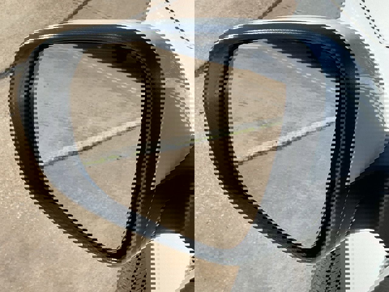 Used 2025 Chevrolet Trax LT w/ LT Convenience Package image 11