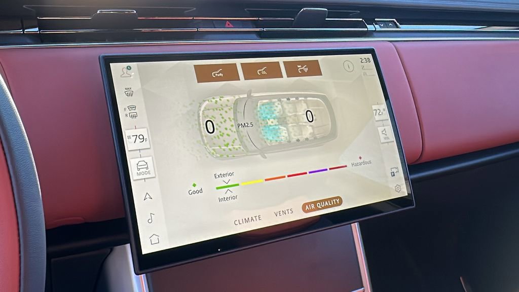 New 2025 Land Rover Range Rover SV image 20