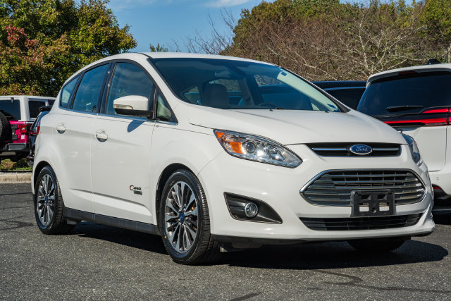 Used 2017 Ford C-MAX Energi Titanium FWD image 2