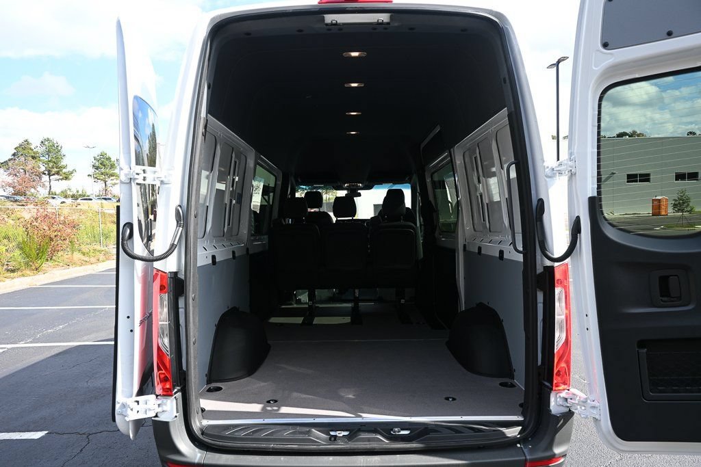 Used 2026 Mercedes-Benz Sprinter 2500 image 29