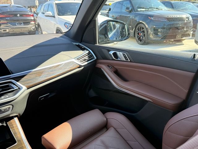 Used 2023 BMW X5 xDrive40i w/ Premium Package image 16