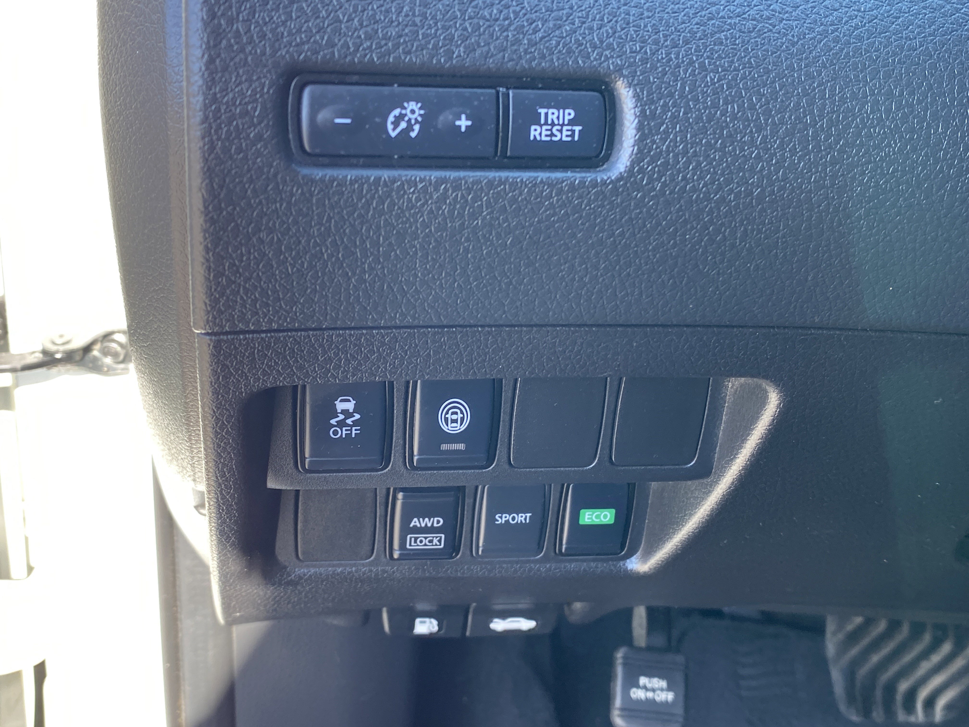 Used 2021 Nissan Rogue Sport S AWD/4WD image 14