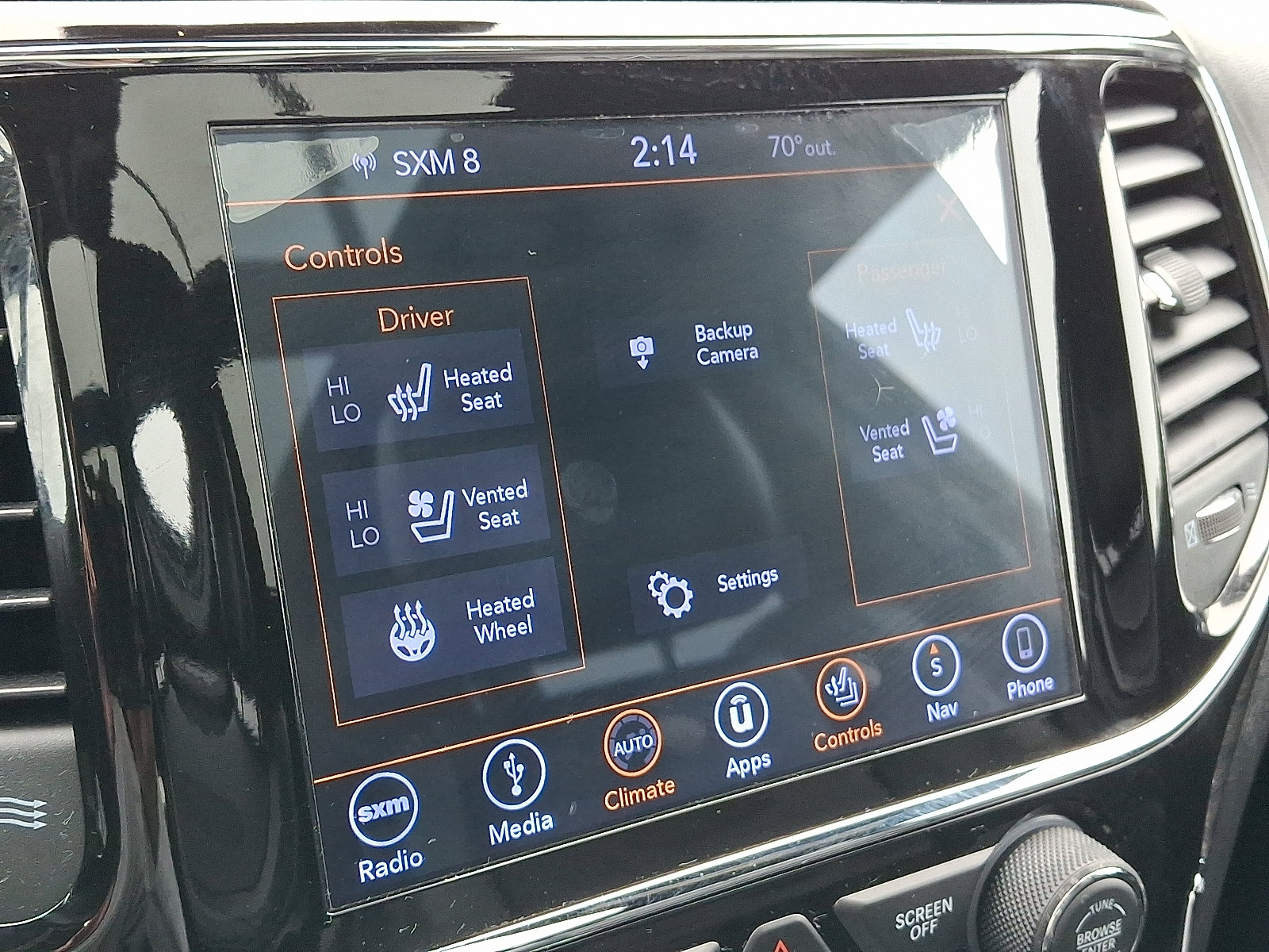 Certified 2019 Jeep Grand Cherokee Overland AWD/4WD image 19