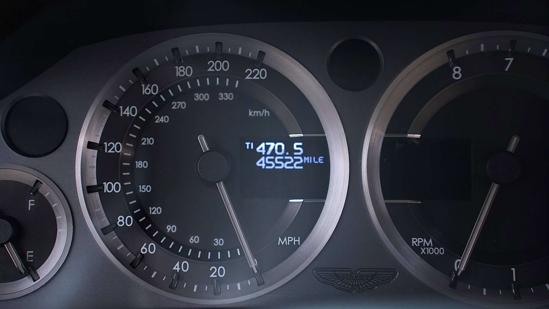 Used 2009 Aston Martin V8 Vantage V8 image 32