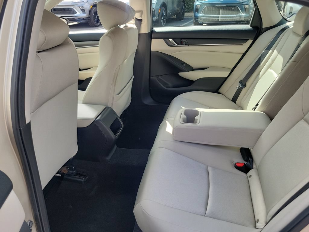 Used 2018 Honda Accord LX image 13