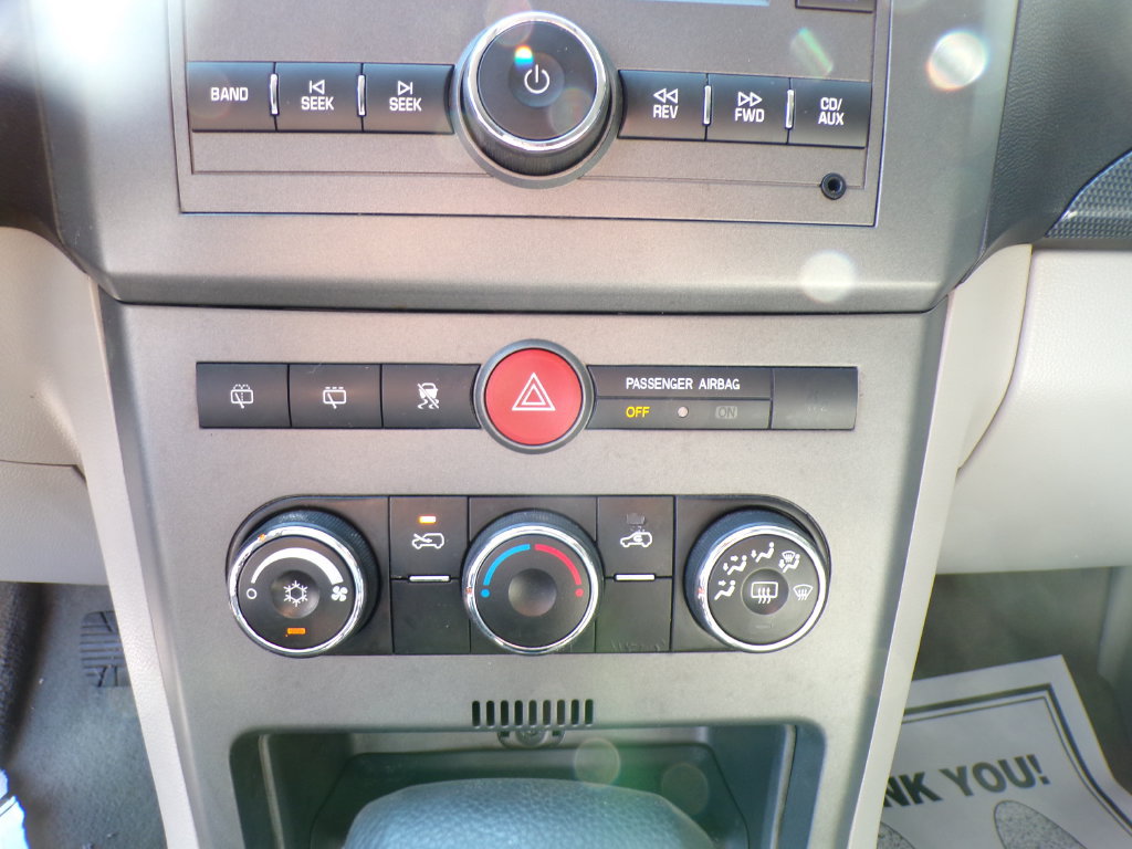 Used 2008 Saturn Vue XE FWD image 25