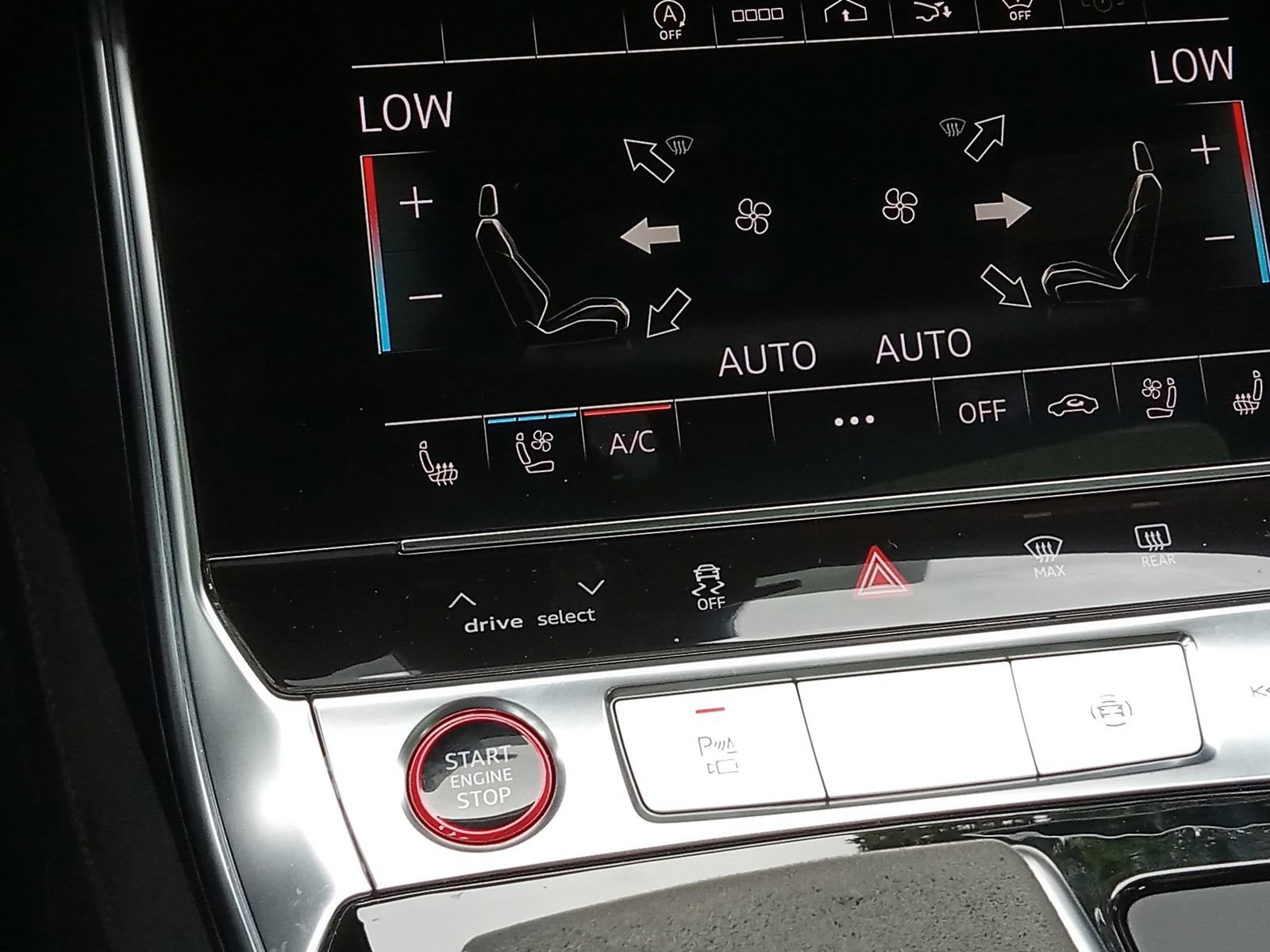 Used 2022 Audi RS 7 Sportback AWD/4WD image 17