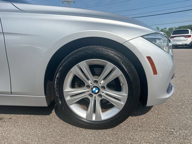 Used 2016 BMW 328i xDrive Sedan AWD/4WD image 12