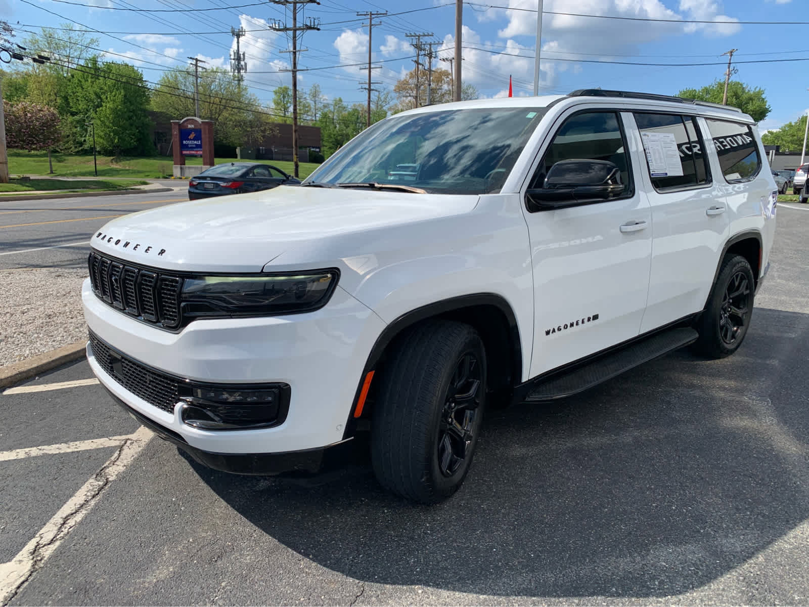 Used 2023 Jeep Wagoneer Series II w/ Convenience Group I image 3