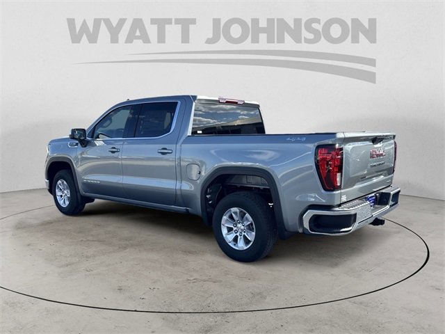 New 2026 GMC Sierra 1500 SLE image 3