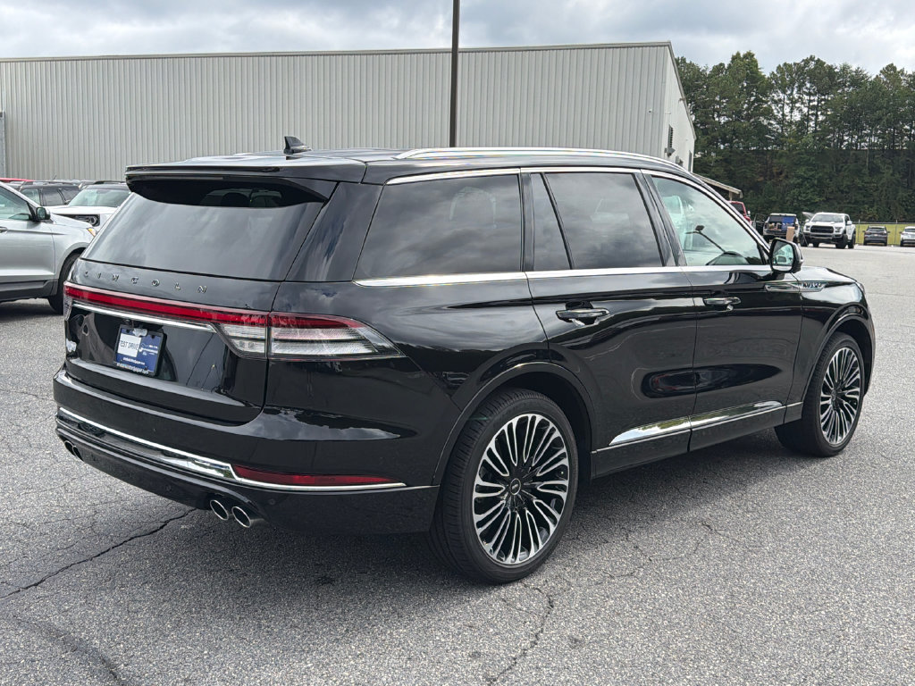 Used 2024 Lincoln Aviator Black Label AWD/4WD image 7