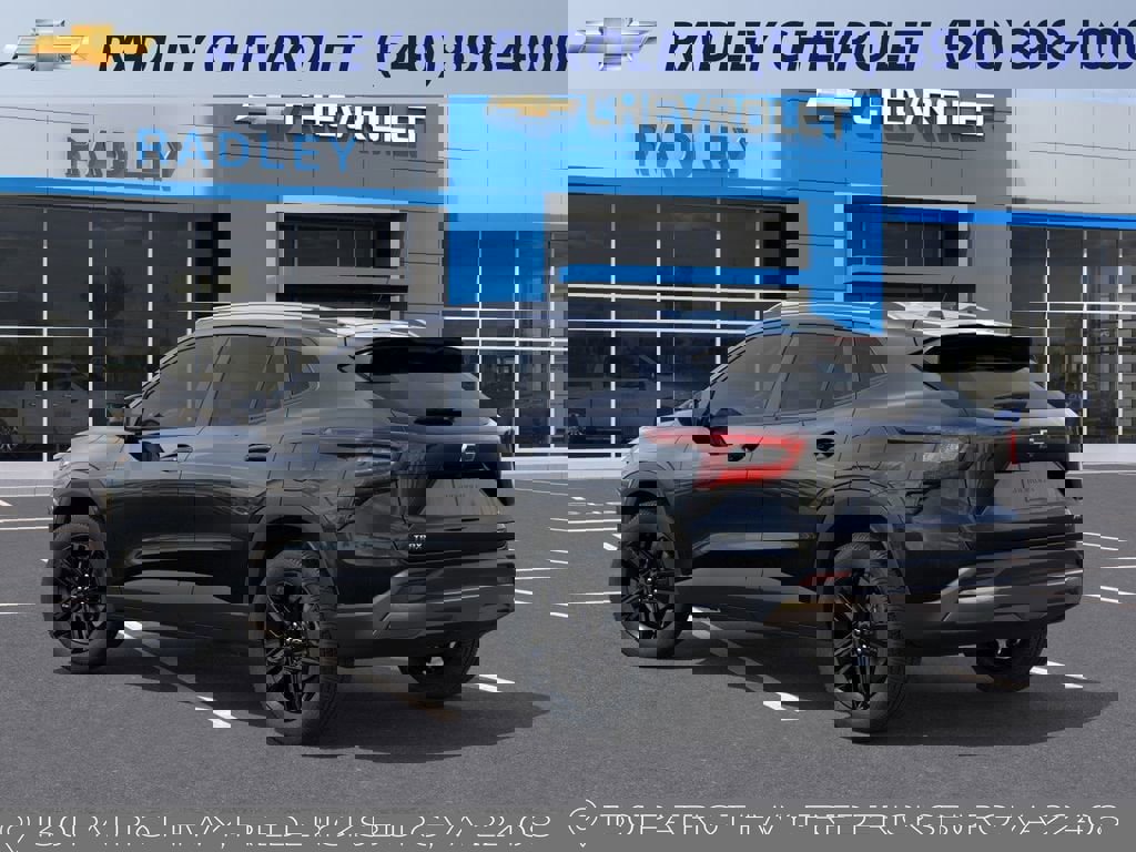 New 2026 Chevrolet Trax ACTIV w/ Sunroof Package image 3