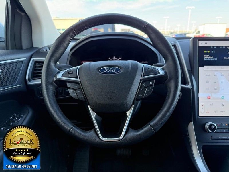 Used 2024 Ford Edge SEL image 17
