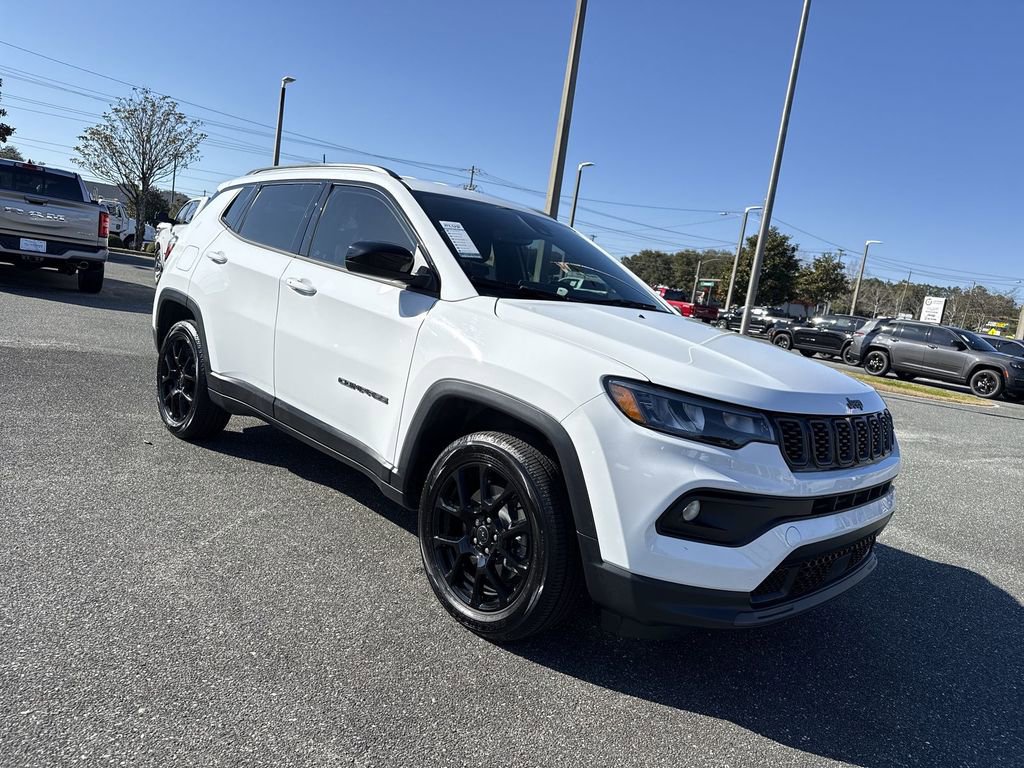 New 2025 Jeep Compass Latitude w/ Convenience Group