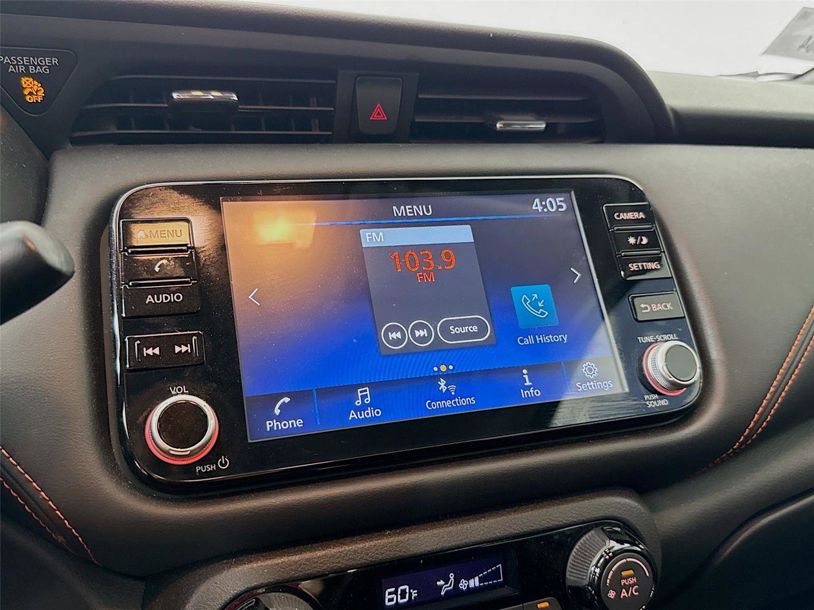 Used 2021 Nissan Kicks SR image 16