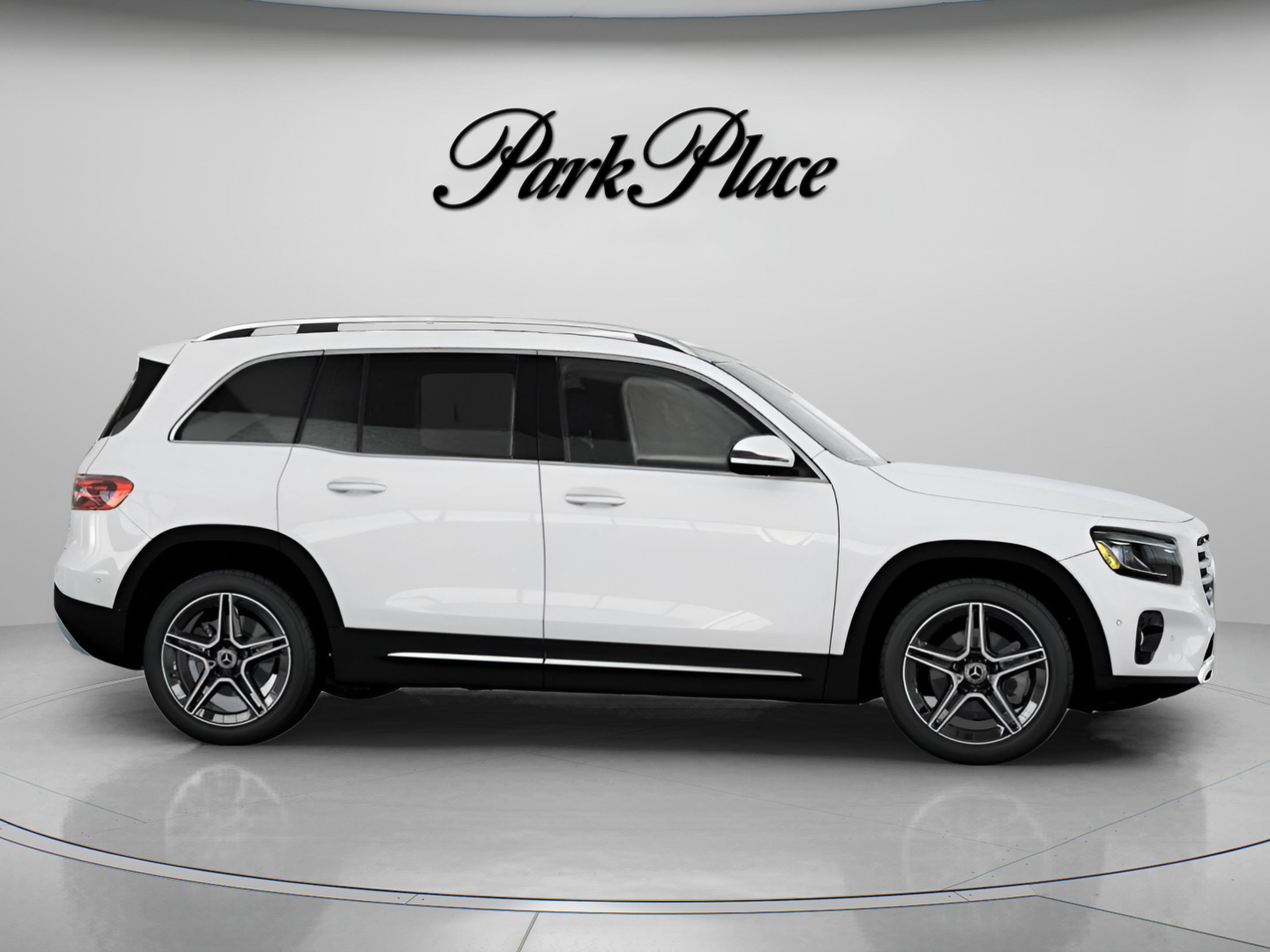 Used 2026 Mercedes-Benz GLB 250 image 28