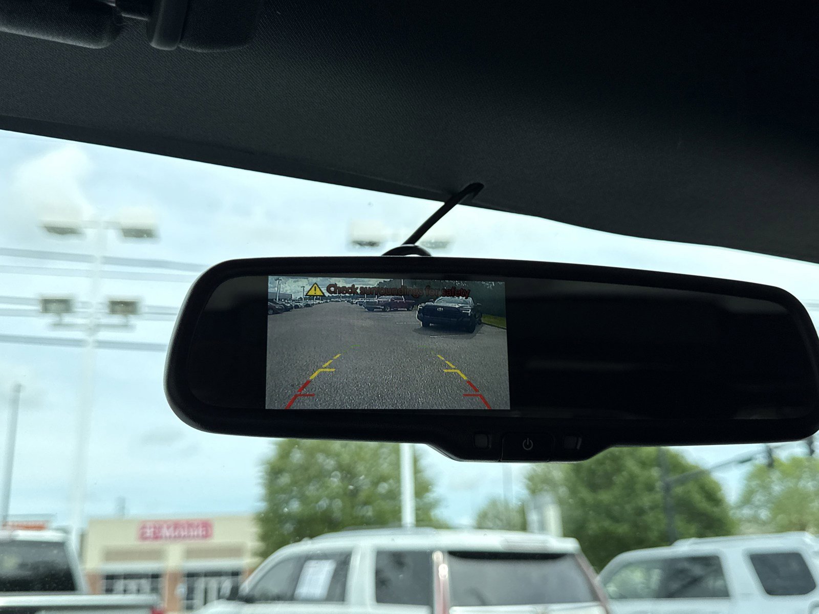 Used 2014 Jeep Wrangler Unlimited Sahara w/ Connectivity Group image 20