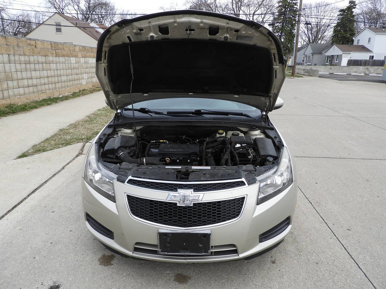 Used 2013 Chevrolet Cruze LT FWD image 31