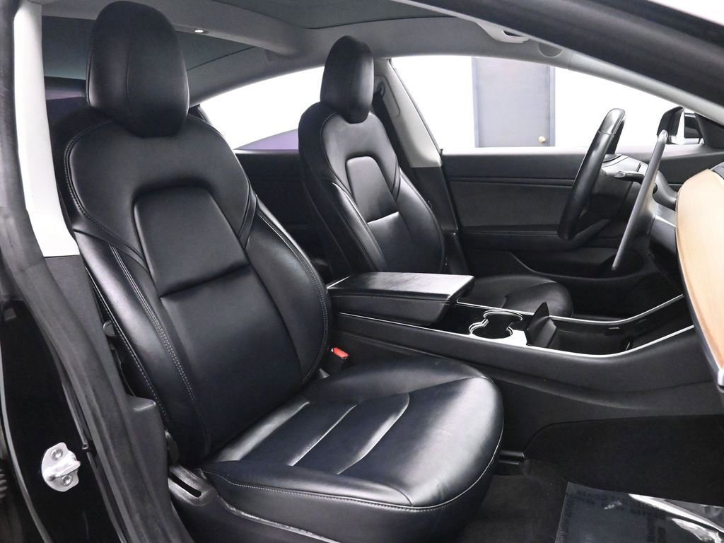 Used 2018 Tesla Model 3 Long Range image 22
