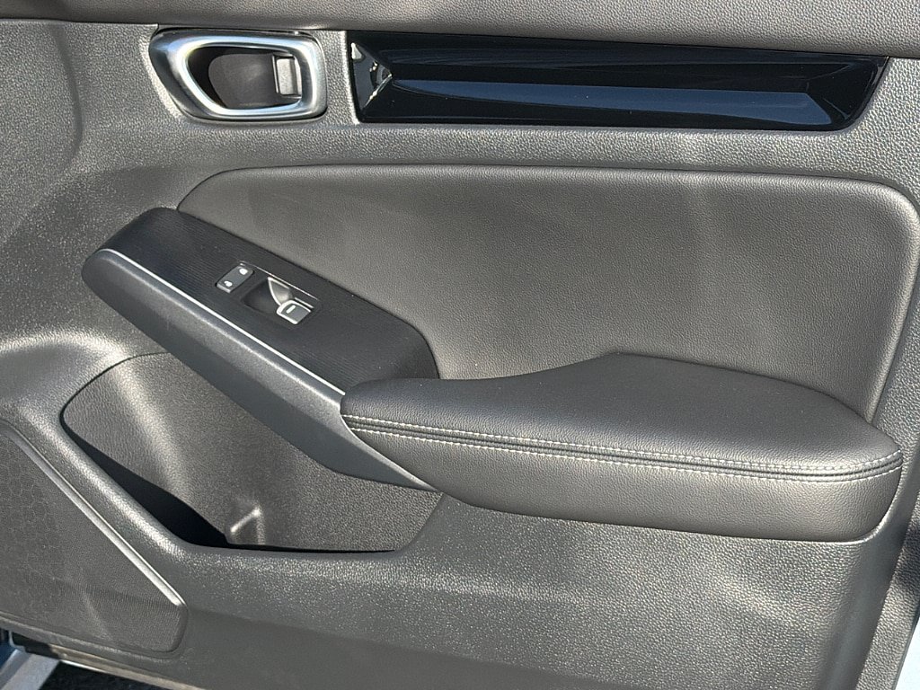 Used 2023 Honda Civic Touring image 23