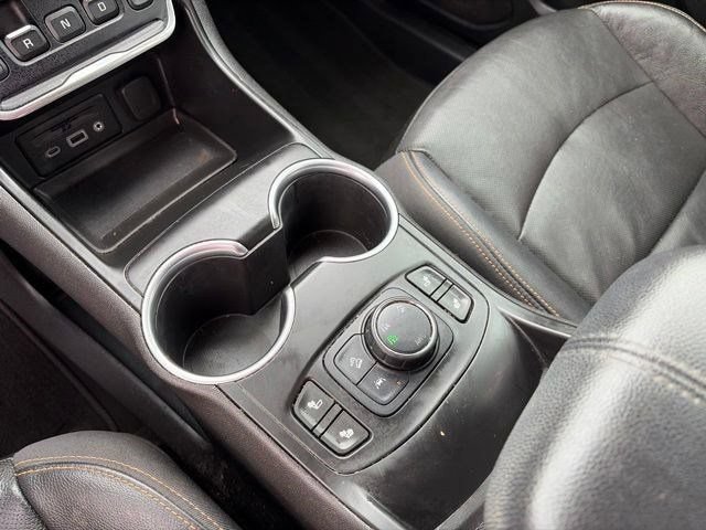 Used 2020 GMC Terrain SLT AWD/4WD image 26