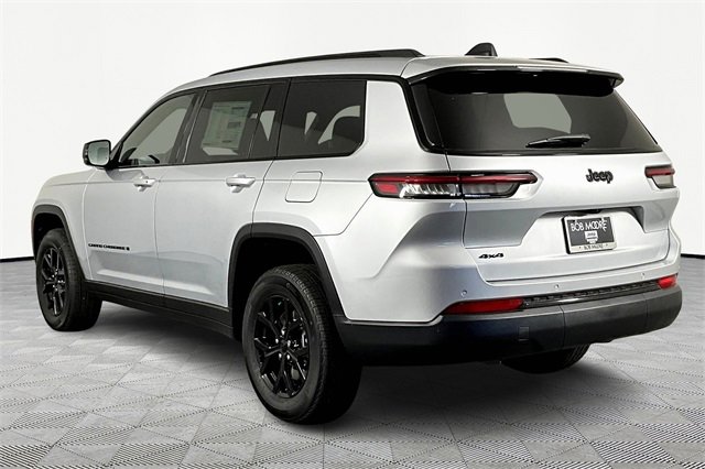 New 2025 Jeep Grand Cherokee L Altitude image 4