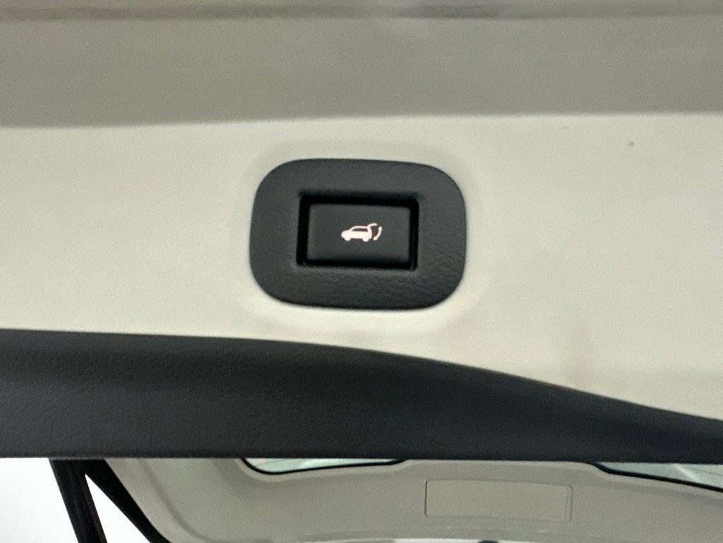 Used 2015 Nissan Rogue SL w/ SL Premium Package FWD image 23