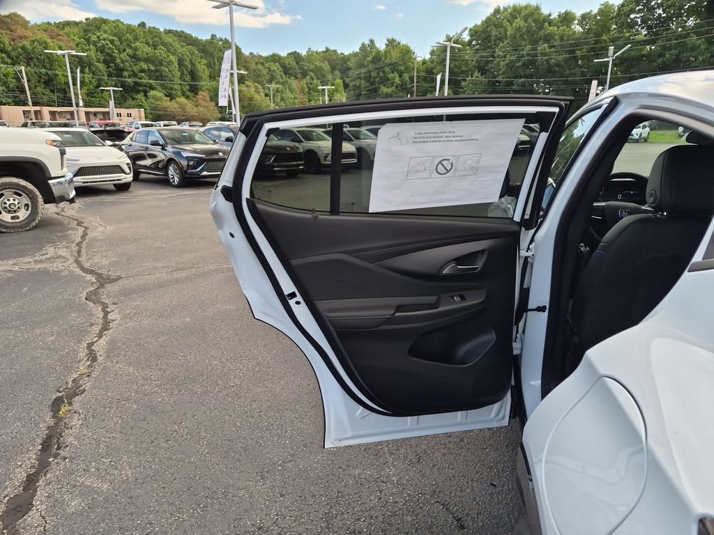 New 2026 Buick Envista Sport Touring w/ Convenience I Package FWD image 29