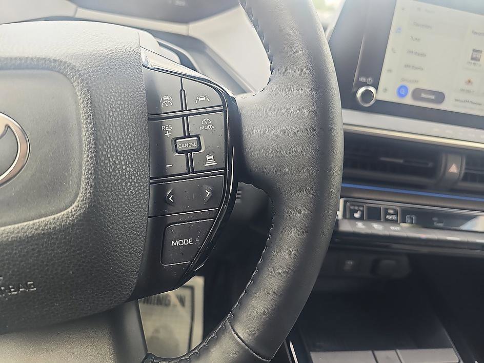 Used 2024 Toyota Prius XLE image 22