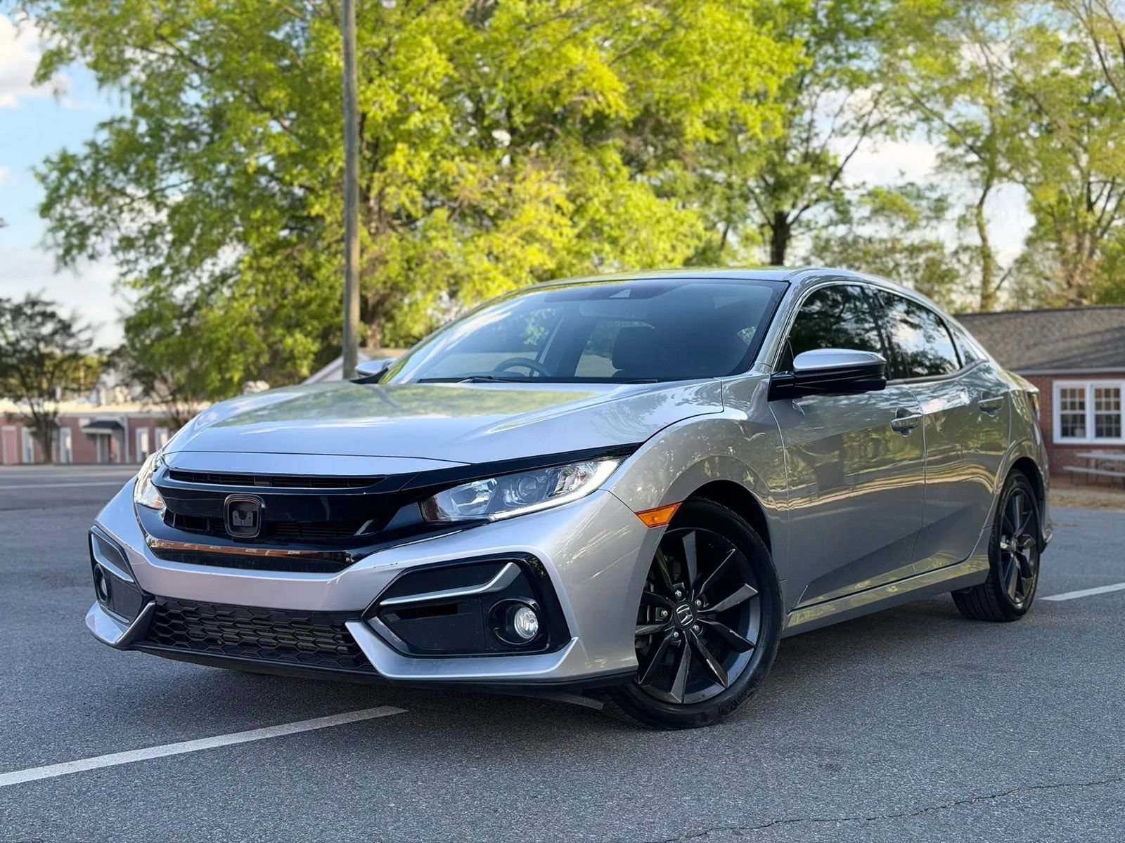 Used 2020 Honda Civic EX-L image 2
