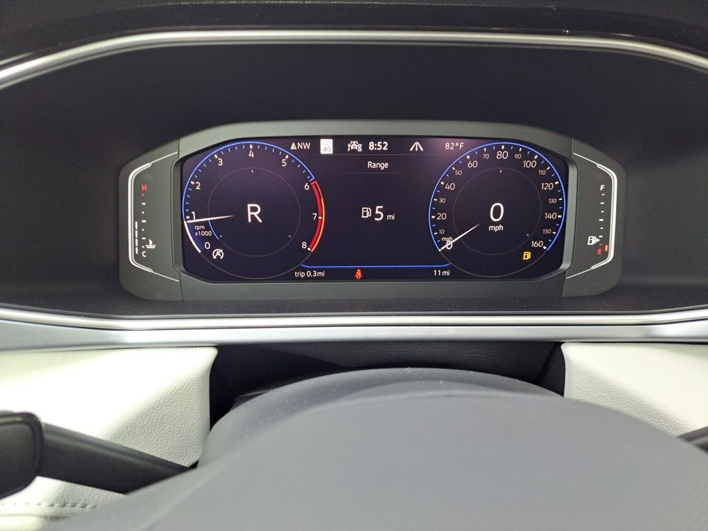 New 2025 Volkswagen Taos SEL image 12