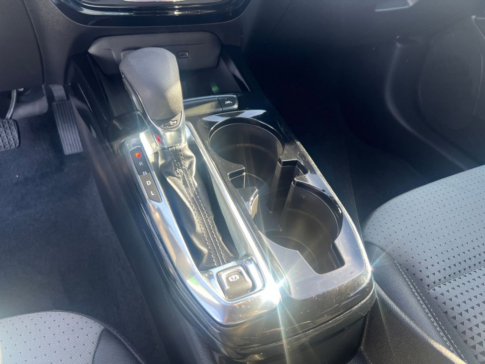 Used 2025 Chevrolet Trax LT image 41