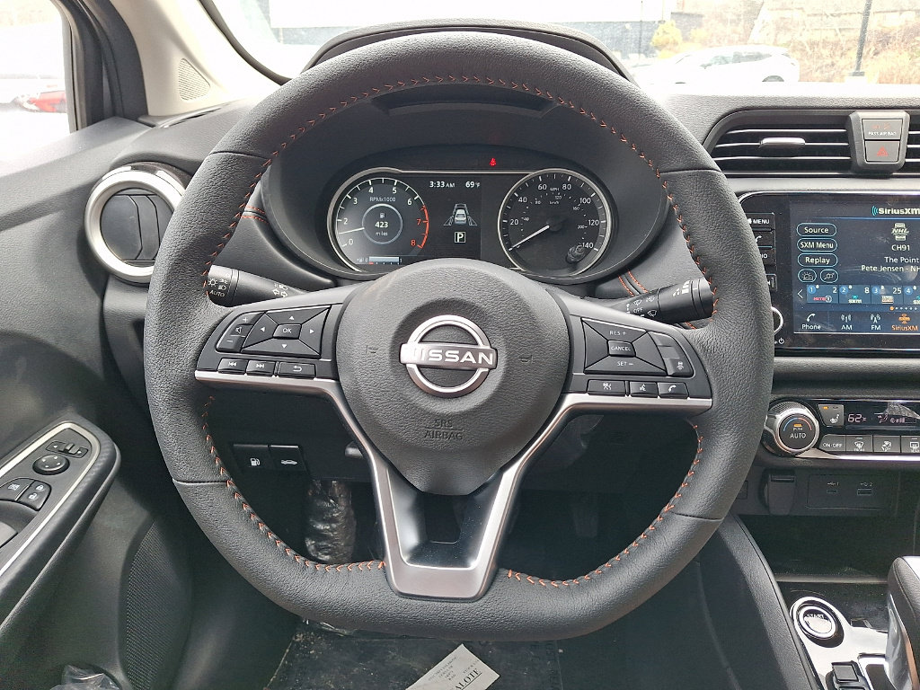 New 2025 Nissan Versa SR FWD image 9